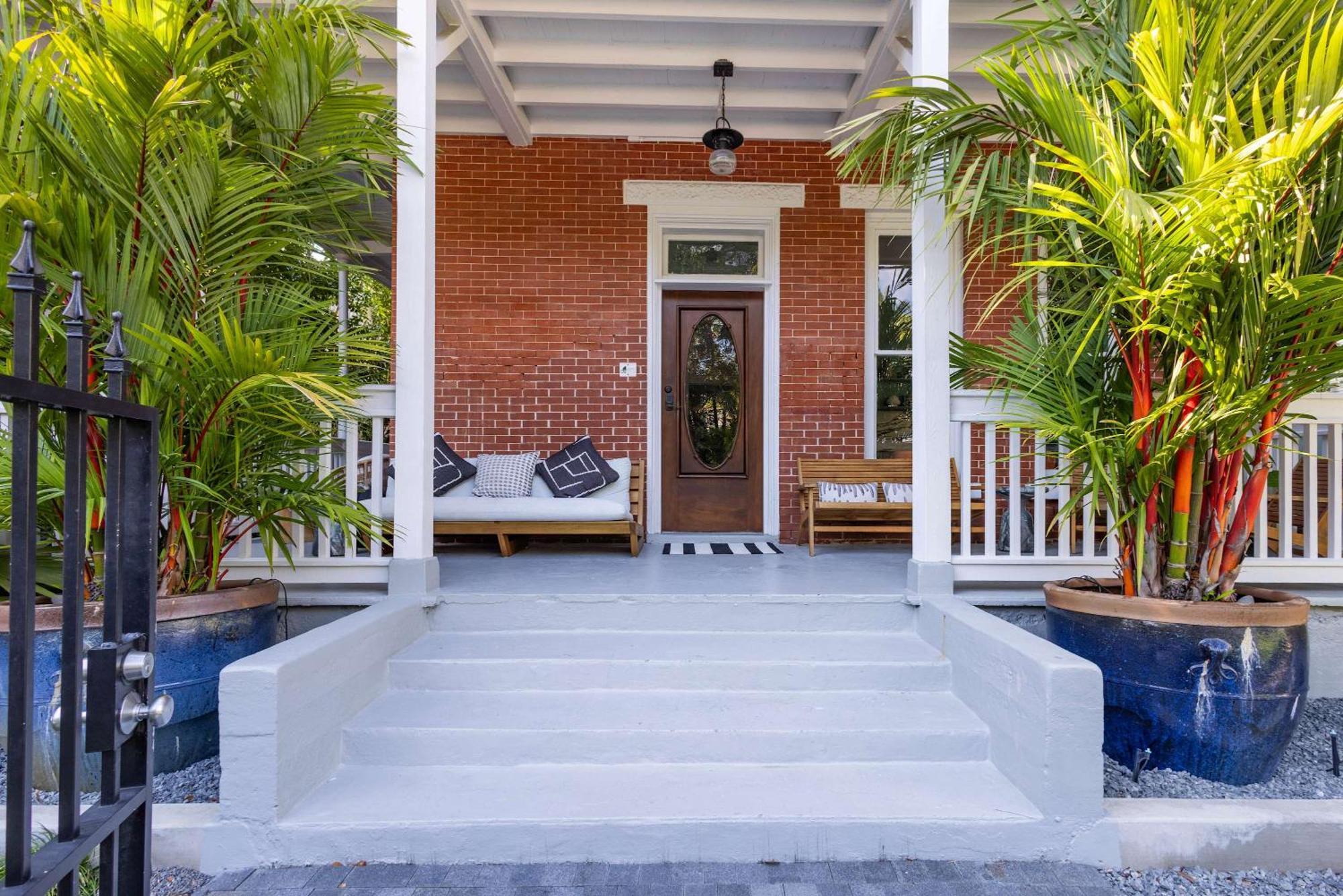 Takeover At The Grand Maloney Key West Esterno foto